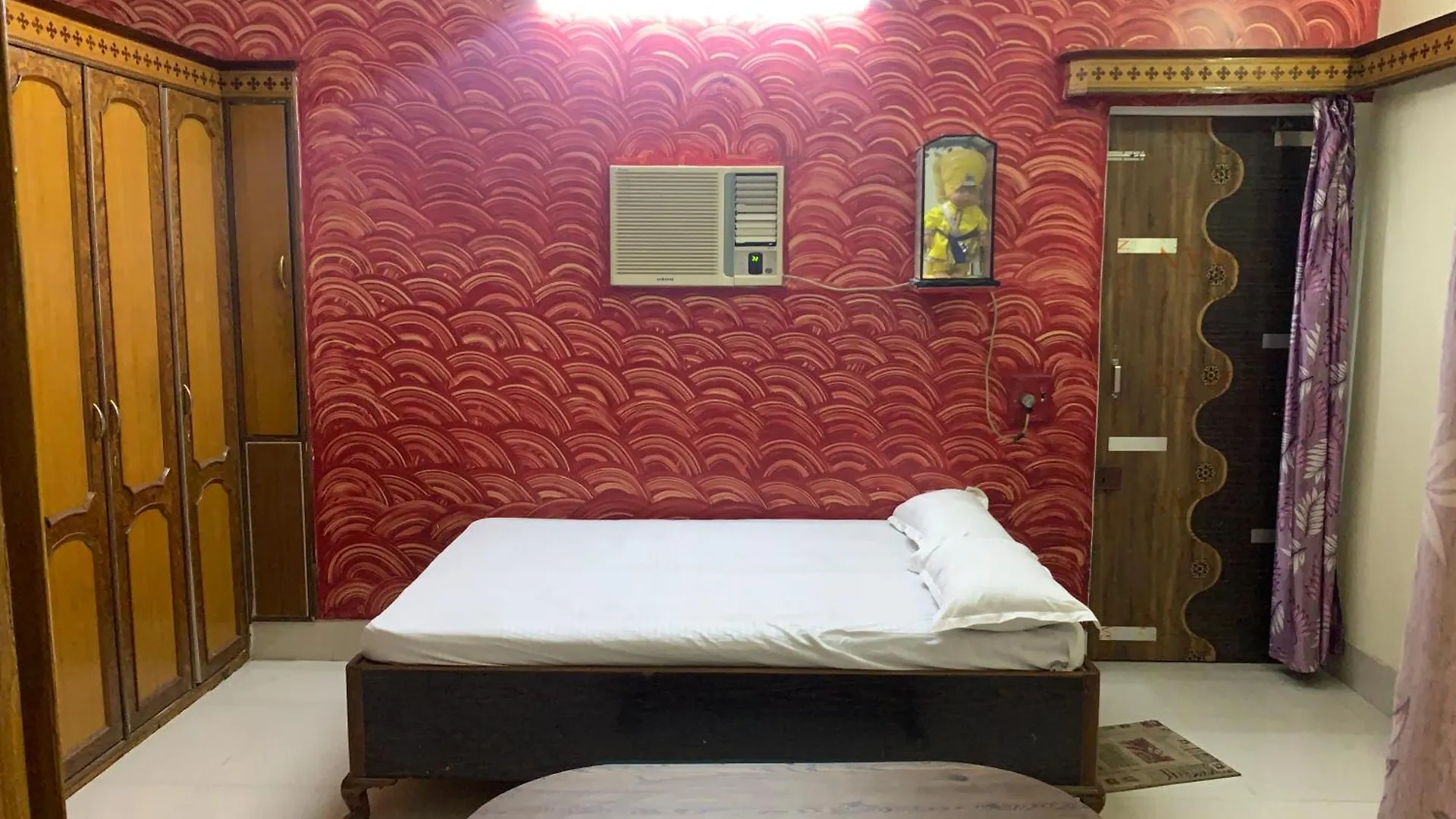 Sheesh Mahal Home Stay فاراناسي منزل للإقامة