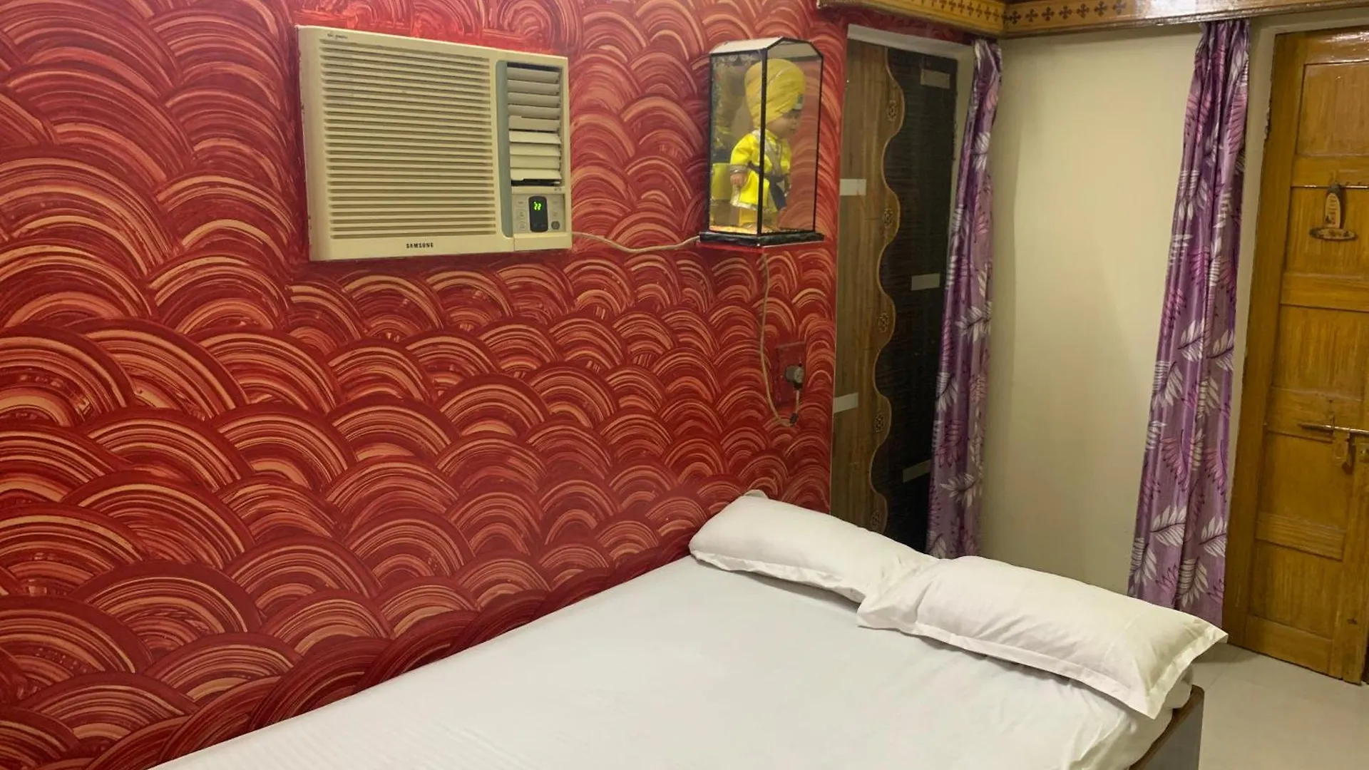 منزل للإقامة Sheesh Mahal Home Stay فاراناسي