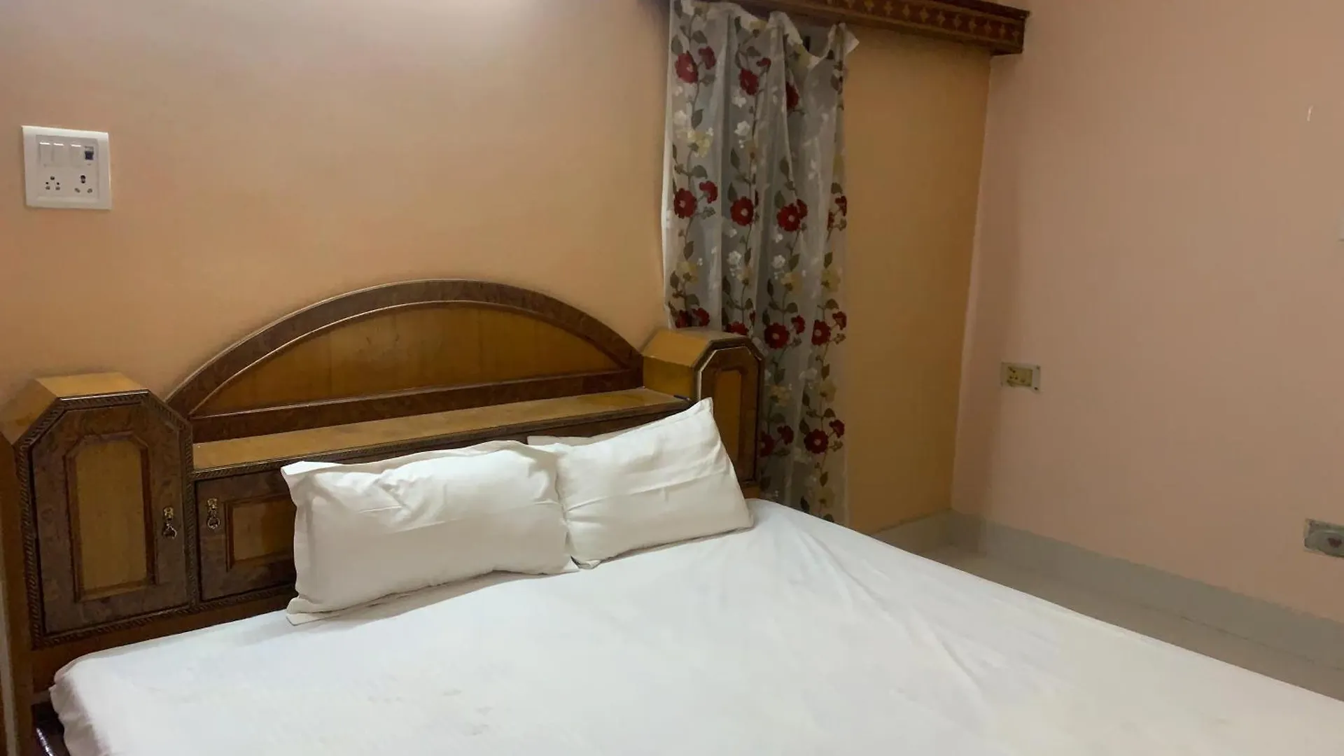 منزل للإقامة Sheesh Mahal Home Stay فاراناسي